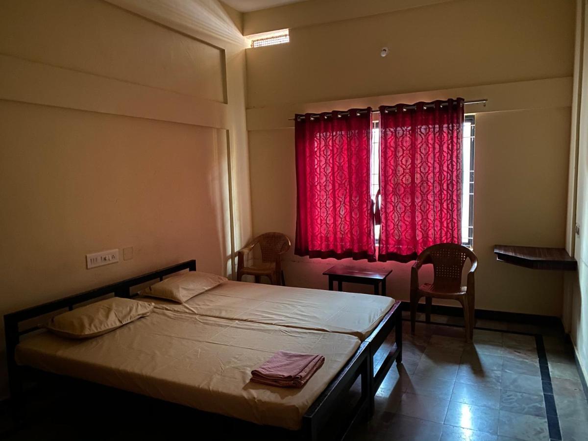 Sooryakamal Mahal Otel Dharmastala Dış mekan fotoğraf